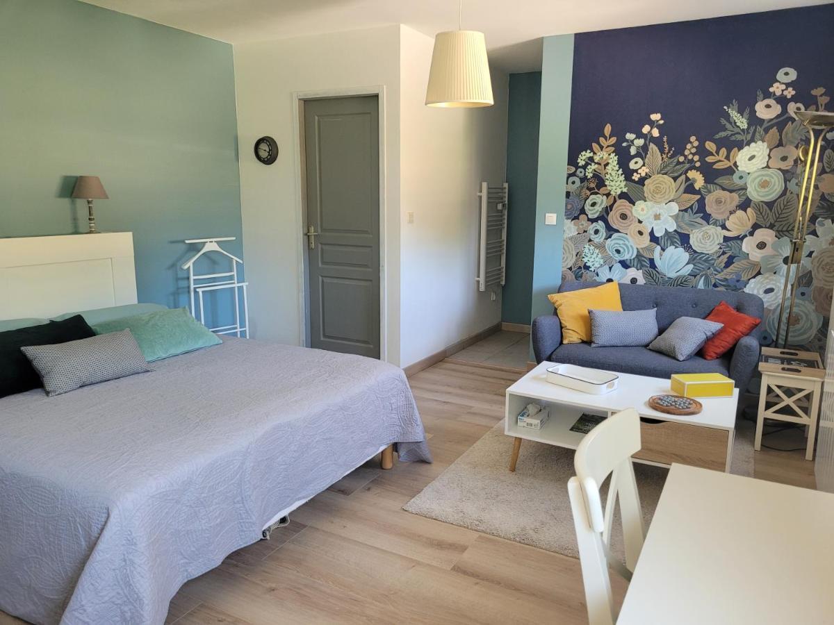 Bed and Breakfast L'Atelier 7 Saintes Exterior foto