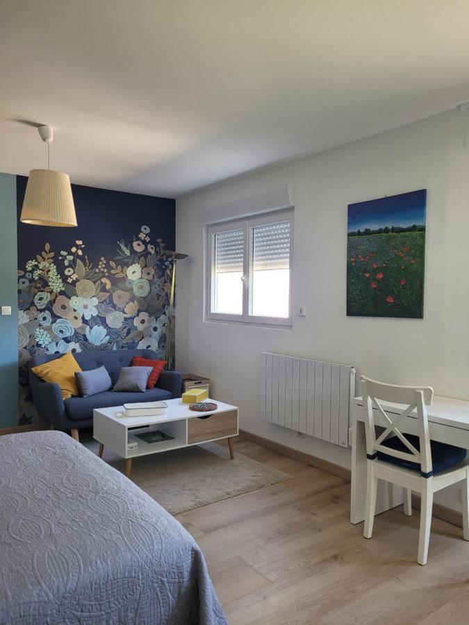 Bed and Breakfast L'Atelier 7 Saintes Exterior foto